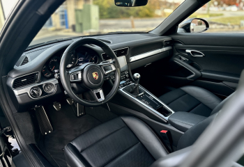 2019 Porsche Carrera coupe 7 speed trans