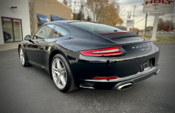 2019 Porsche Carrera coupe 7 speed trans