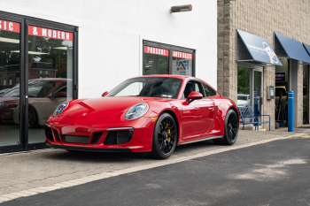 2019 Porsche 911 Carrera 4 GTS