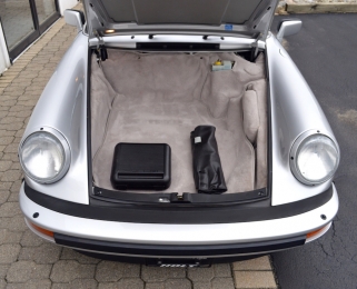 1989 Porsche Carrera 3.2 25th Anniversary Cp