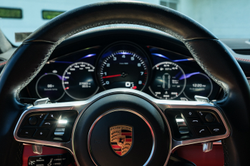 2017 Porsche Panamera 4S ONE OWNER, mint