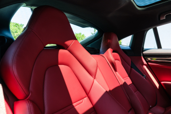 2017 Porsche Panamera 4S ONE OWNER, mint