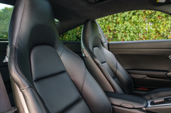 2015 Porsche 911 Carrera 4S