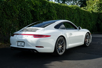 2015 Porsche 911 Carrera 4S