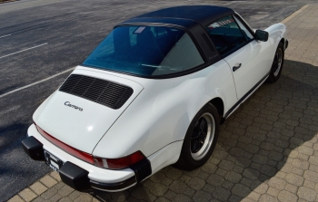 1988 Porsche 911 Carrera 3.2 Targa