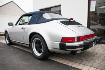 1988 Porsche 911  Cab 