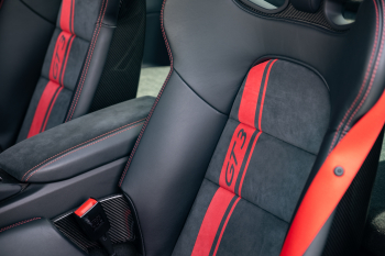 2018 Porsche 911 GT3 - 6-Speed