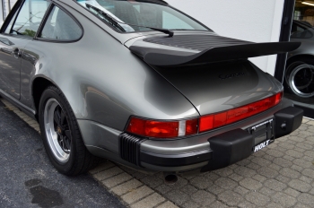 1987 Porsche  911 Carrera 