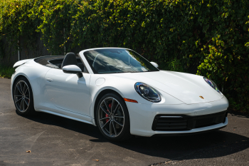 2020 Porsche 911 Carrera Cabriolet