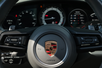 2020 Porsche 911 Carrera Cabriolet