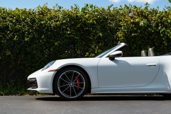 2020 Porsche 911 Carrera Cabriolet