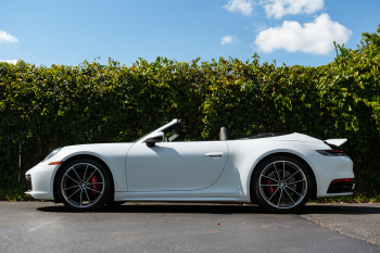2020 Porsche 911 Carrera Cabriolet