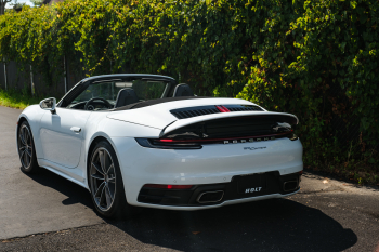 2020 Porsche 911 Carrera Cabriolet