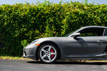 2018 Porsche Cayman S Manual trans