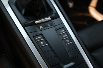 2018 Porsche Cayman S Manual trans