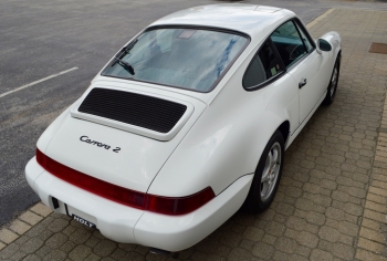 1992 Porsche 911 Carrera 2 Coupe