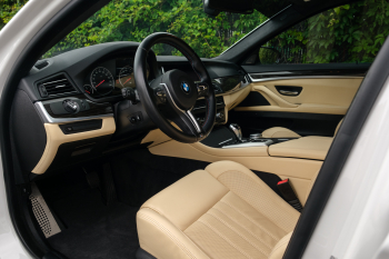 2015 BMW M5 19,900 miles