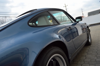 1989 Porsche  911 Carrera 